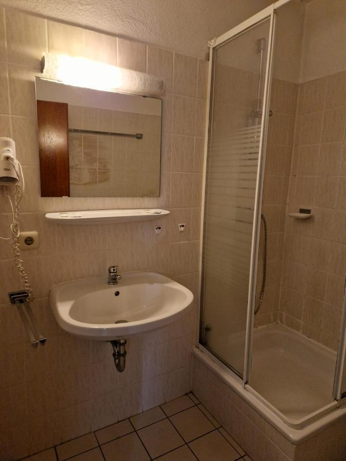 Hotel Pb กอสลาร์ ภายนอก รูปภาพ